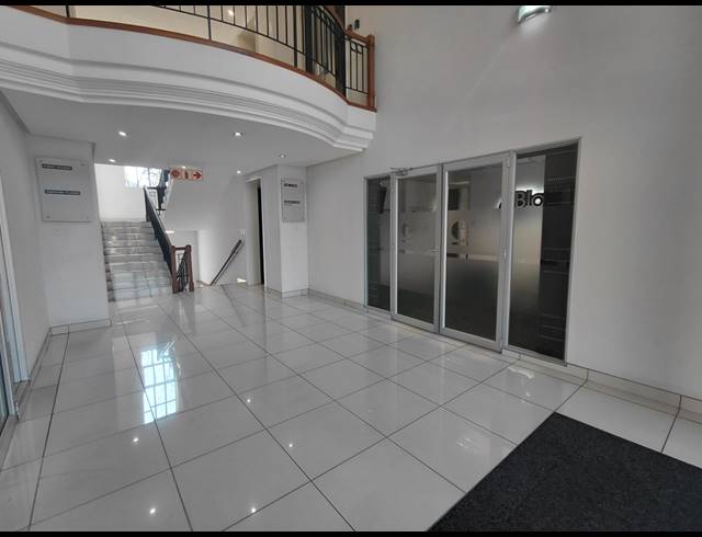 470M² OFFICE TO LET IN BRYANSTON